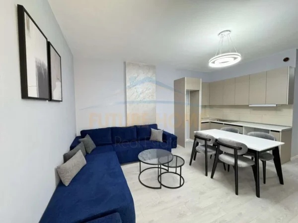 Tirane, shitet 1+1 Kati 5, 56 m² 88.000 € (YZBERISHT)UNA46870