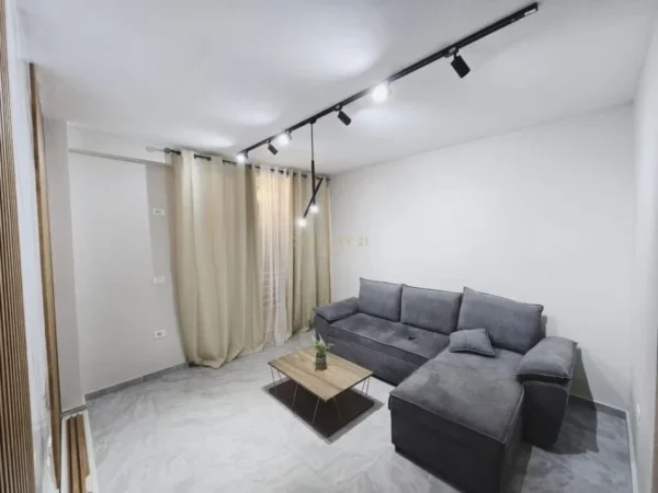 Tirane, shitet apartament 2+1 , 66 m² 84.000 € 
