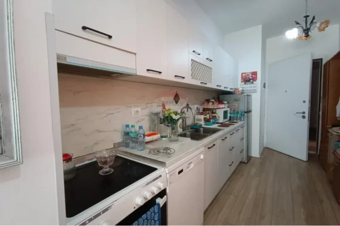 Tirane, shitet apartament 2+1+Ballkon Kati 2, 83 m² 112.000 € (Kompleksi Mangalemi, Ali Demi)