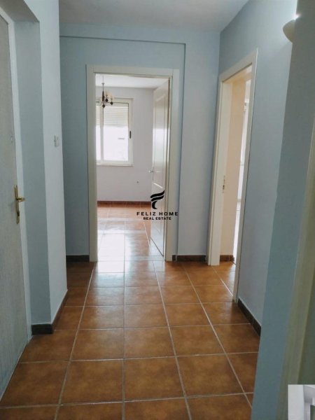 Tirane, jepet me qera apartament 1+1 Kati 2, 50 m² 450 € (21 DHJETORI)