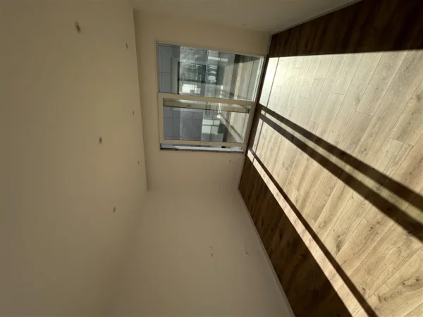 Tirane, shitet apartament Kati 2, 325 m² (TEG)