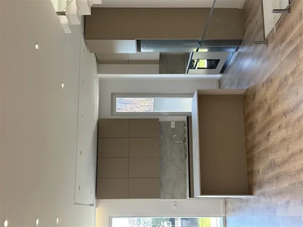 Tirane, shitet apartament Kati 2, 325 m² (TEG)