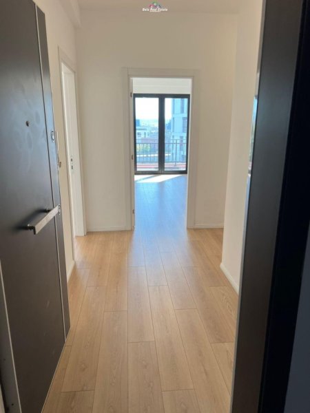 Tirane, jepet me qera zyre Kati 6, 120 m² 600 € (farmacia 10)