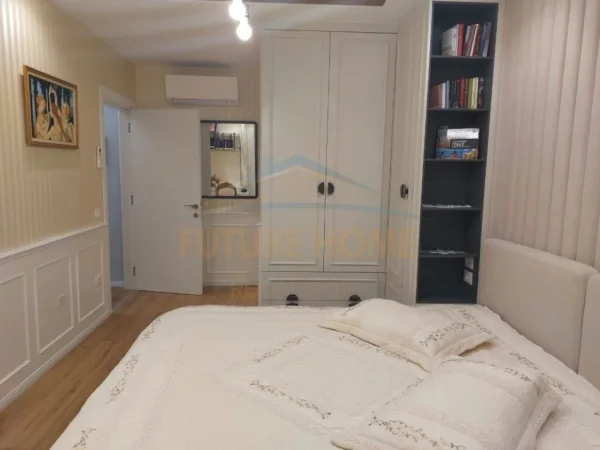 Tirane, jepet me qera apartament 2+1+2+Parkim Kati 9, 90 m² 720 € (DON BOSKO)