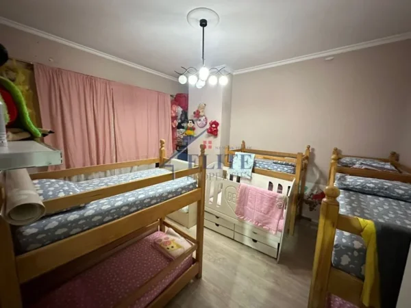 Tirane, shitet apartament 2+1 Kati 2, 121 m² 133.100 € (Astir)