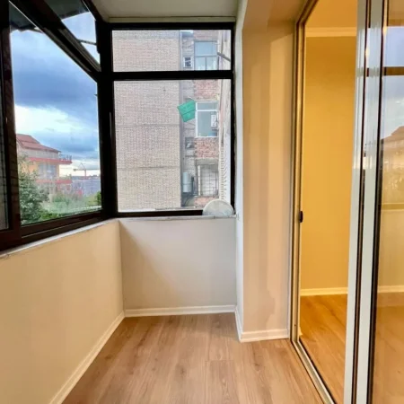 Tirane, Apartament 1+1 per shitje Kati 2, 56 m² 86.000 € (Ali Demii)