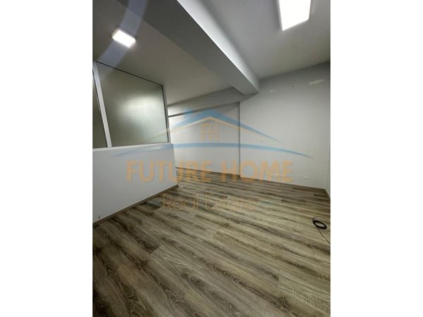 Tirane, shitet ambjent biznesi Kati 4, 140 m² 400.000 € (Blloku Tirane)