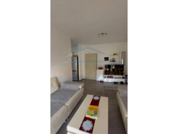 Gjiri Lalezit | Hamallaj, shitet apartament 2+1 Kati 2, 78 m² 190.000 € (Gjiri Lalezit , Lura 3)
