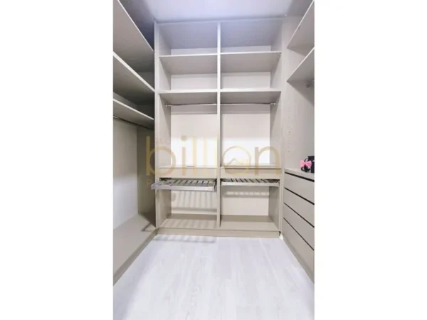 Tirane, jepet me qera apartament 1+1 Kati 3, 65 m² 600 € (Astir)