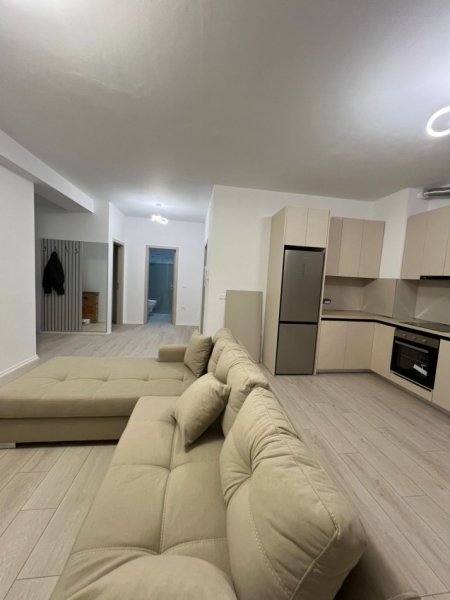 Tirane, jepet me qera apartament 2+1 Kati 9, 100 m² 670 € (Fusha e Aviacionit)