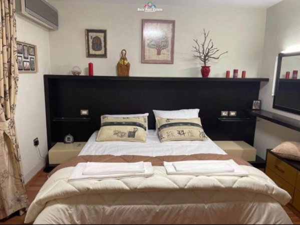 Tirane, jepet me qera Vile 2+1 Kati 2, 70 m² 680 € (Bulevardi Bajram Curri)