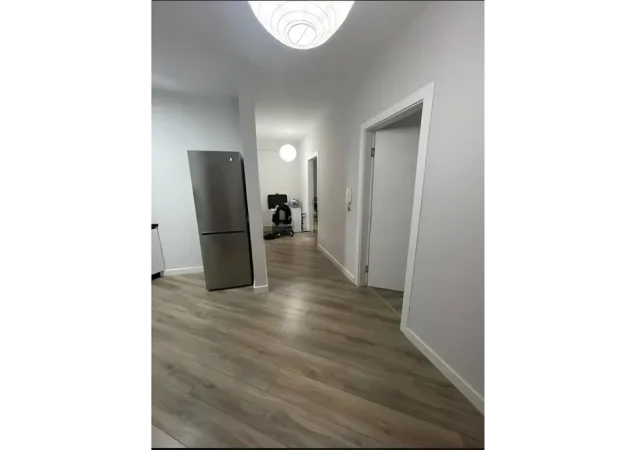 Tirane, jepet me qera apartament 2+1 Kati 2, 143 m² 500 € (Astit)