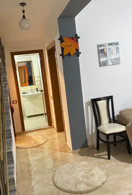 Tirane, jepet me qera shtepi 2+1+BLK Kati 1, 160 m² 300 Euro (AGUSH GJERGJEVICA)