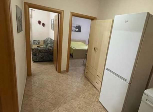 Tirane, jepet me qera apartament 1+1+BLK Kati 2, 65 m² 45.000 Leke (MYSLYM SHYRI)