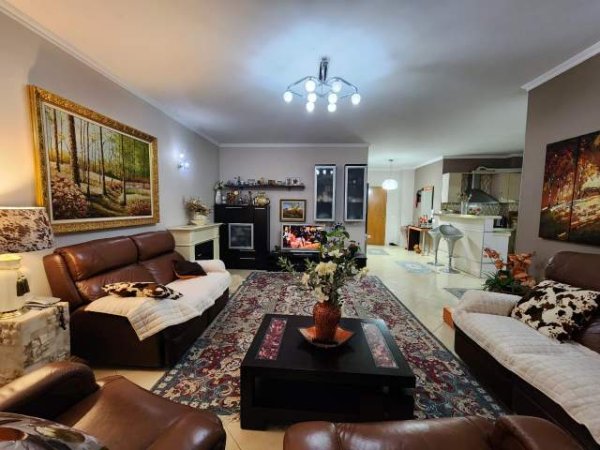Tirane, shitet apartament 3+1+BLK Kati 4, 145 m² 232.000 Euro (liqeni)