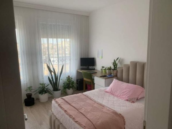 Tirane, shitet apartament 2+1 Kati 5, 87 m² 145.000 Euro (Pas maternitetit te ri)