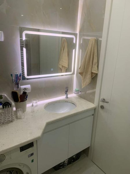 Tirane, shitet apartament 2+1 Kati 5, 87 m² 145.000 Euro (Pas maternitetit te ri)