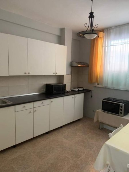 Tirane, jepet me qera apartament 2+1+A+BLK Kati 1, 100 m² 35.000 Leke (Rruga e Dibres)
