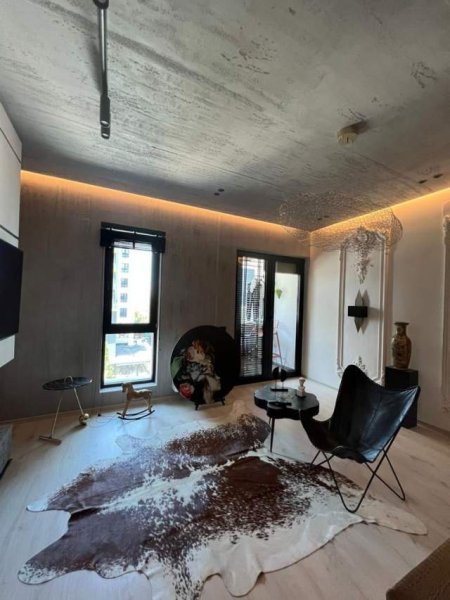 Tirane, shitet apartament 1+1 56 m² 180.000 Euro (Rruga e Kavajes)
