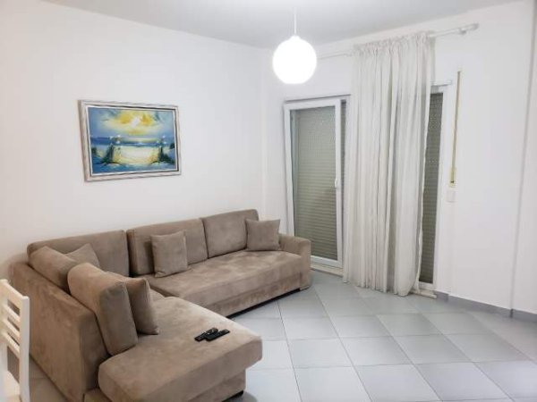 Durres, shitet apartament 2+1 Kati 2, 78 m² 1.300 Euro (Gjiri i Lalezit ,Kompleksi Lura 2)