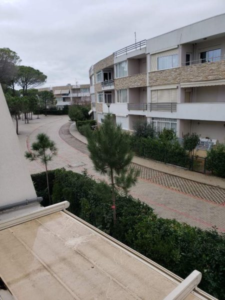 Durres, shitet apartament 2+1 Kati 2, 78 m² 1.300 Euro (Gjiri i Lalezit ,Kompleksi Lura 2)