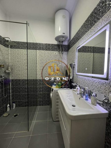 Tirane, jepet me qera apartament 1+1+BLK Kati 1, 73 m² 400 Euro (Ali Demi)