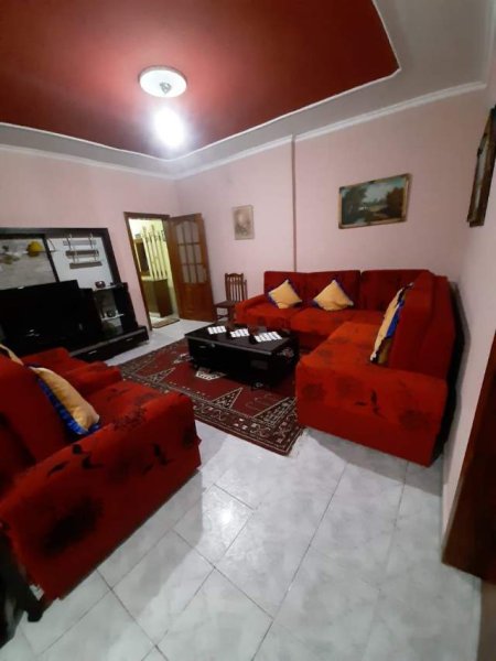 Tirane, jepet me qera apartament 2+1 Kati 7, 100 m² 450 Euro