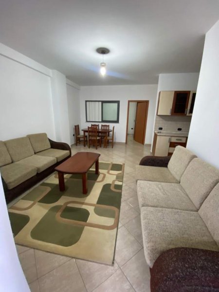 Tirane, jepet me qera apartament 2+1+BLK Kati 6, 92 m² 38.000 Leke (todi shkurti)