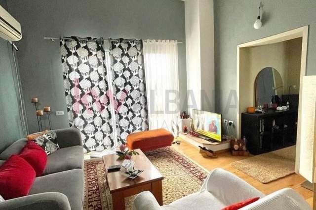 Tirane, jepet me qera apartament 1+1 Kati 5, 65 m² 350 Euro (Rruga Rrapo Hekali)