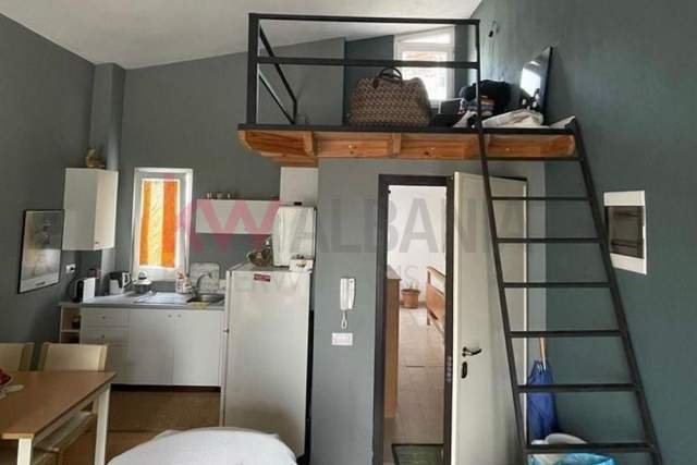 Tirane, jepet me qera apartament 1+1 Kati 5, 65 m² 350 Euro (Rruga Rrapo Hekali)