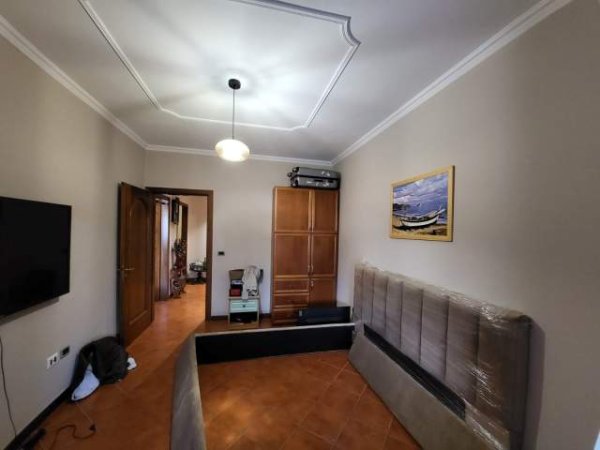 Tirane, jepet me qera apartament 2+1+A+BLK Kati 6, 120 m² 700 Euro (Rruga e Elbasanit)