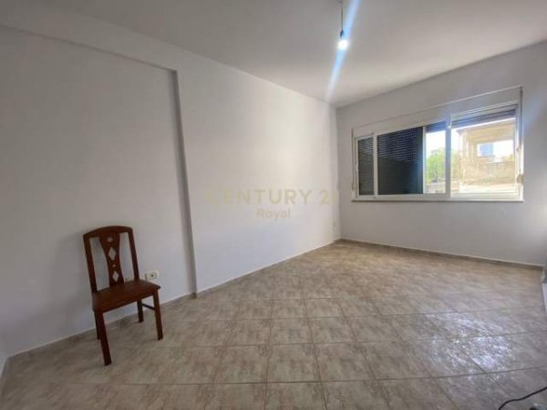 Tirane, shitet apartament 2+1 Kati 1, 95 m² 135.000 Euro (Rruga Riza Cerova,Tirane)