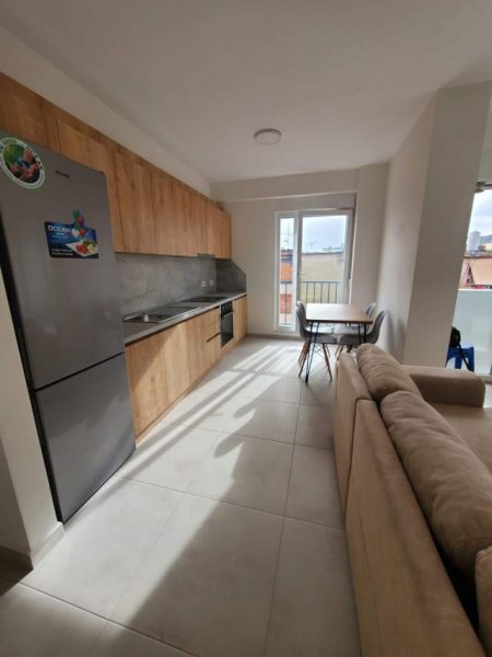 Tirane, jepet me qera apartament 1+1+BLK Kati 4, 63 m² 500 Euro (Frosina Plaku)