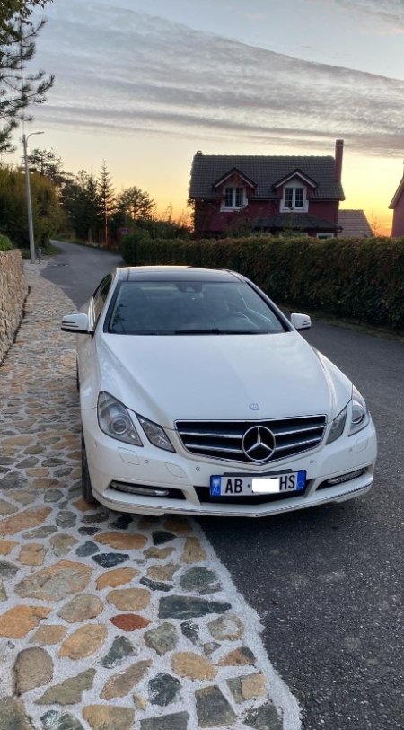 Elbasan, shes makine Mercedes-Benz Viti 2011, 8300 Euro