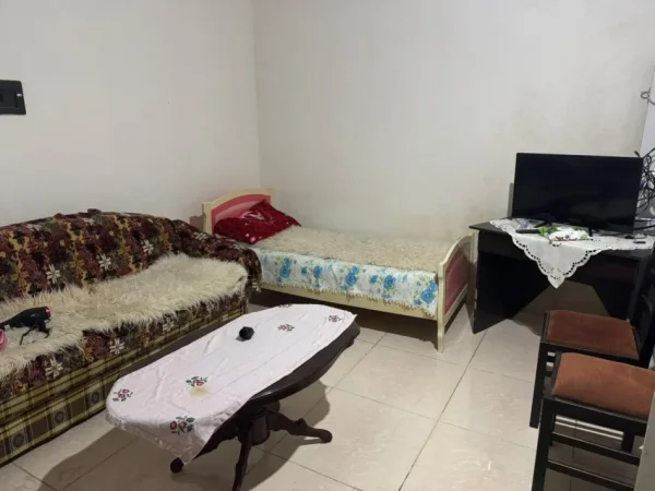 Tirane, jepet me qera apartament 1+1 Kati 0, 44 m² 230 € (astir)