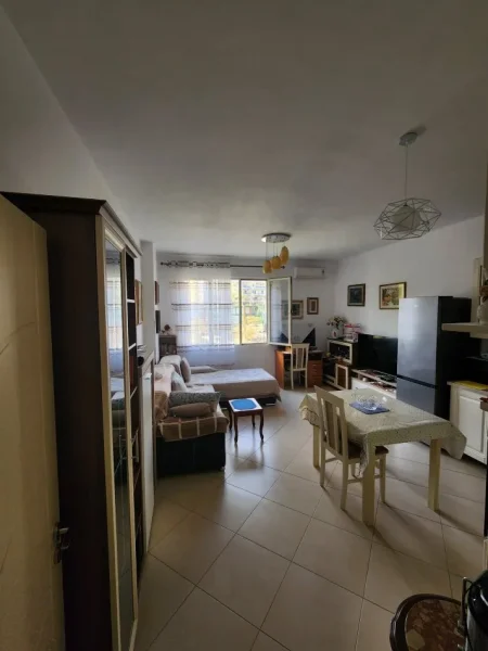 Tirane, shitet apartament 1+1 Kati 3, 70 m² 165.000 € (Kopshti Zologjik)