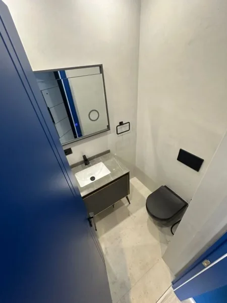 Tirane, shitet apartament 1+1+Ballkon Kati 5, 48 m² 131.000 € (Komuna e Parisit)