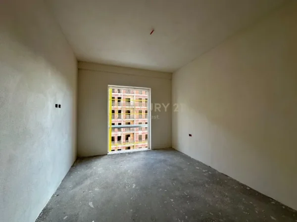 Tirane, shitet apartament 2+1+Ballkon Kati 4, 89 m² 103.000 € (casa italia)