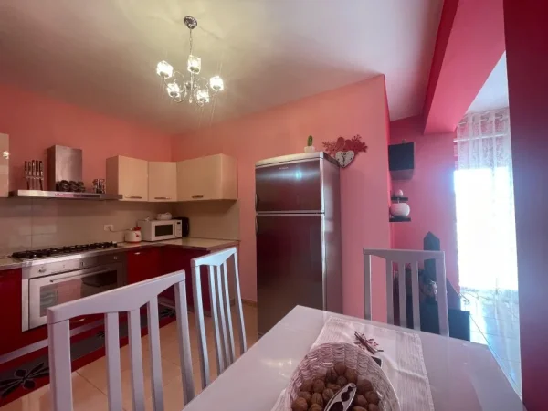 Durres, shitet apartament 2+1 Kati 6, 158.000 € 