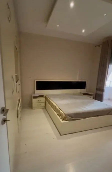 Tirane, shitet apartament 2+1+Ballkon Kati 4, 103 m² 102.999 € (Fresku)