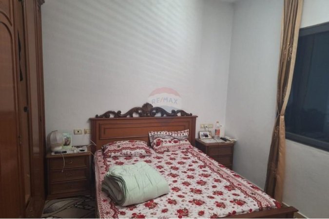 Tirane, jepet me qera apartament 1+1 , 380 € (Don Bosko)
