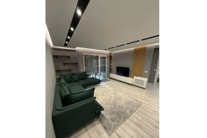 Tirane, jepet me qera apartament 2+1+Ballkon Kati 3, 103 m² 800 € 