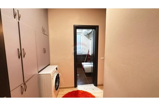Tirane, jepet me qera apartament 2+1 , 700 € (Kodra e Diellit)