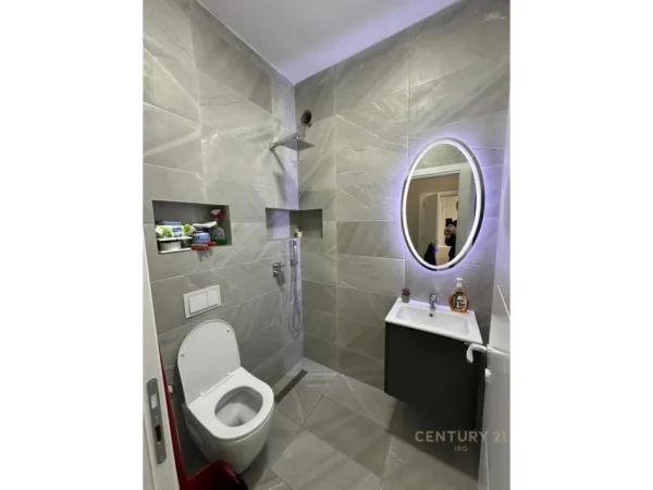 Tirane, jepet me qera apartament 2+1 Kati 3, 91 m² 950 € (myslym shyri)