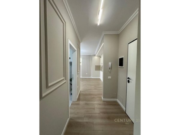 Tirane, jepet me qera apartament 2+1 Kati 3, 91 m² 950 € (myslym shyri)