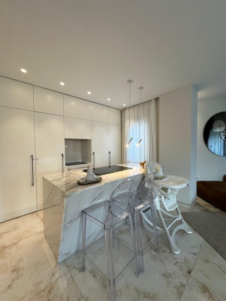 Tirane, shitet apartament 2+1 , 117 m² 280.000 € (Liqeni Thate)