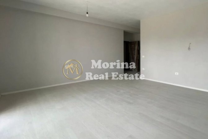 Tirane, jepet me qera apartament 2+1 Kati 3, 105 m² 520 € (Riven Rezidenc)