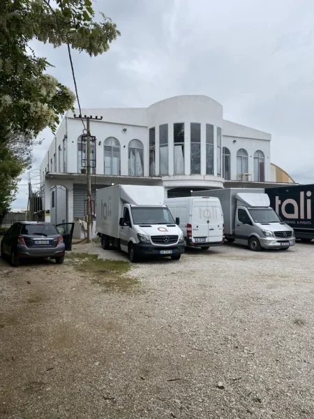 Fushe Kruje, shes ambjent biznesi Kati 2, 931 m² (Rruga krujes)