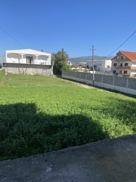 Fushe Kruje, shes ambjent biznesi Kati 2, 931 m² (Rruga krujes)
