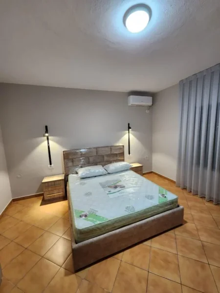 Tirane, jepet me qera apartament 2+1+Aneks Kati 2, 80 m² 500 € (rruga e kavajes)